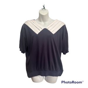 Aileen Navy Blue and white Top. Size large